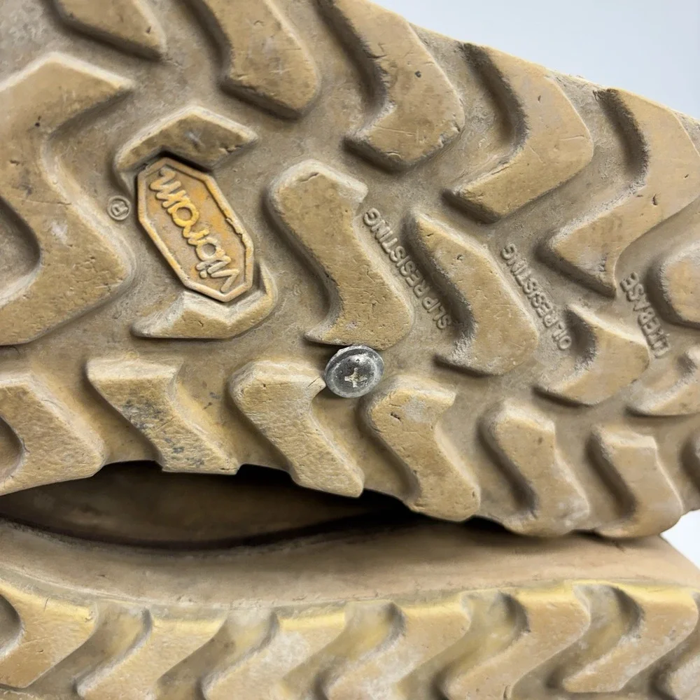 Red Wing Shoes shop confidence
